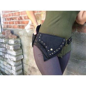Pixie hip purse